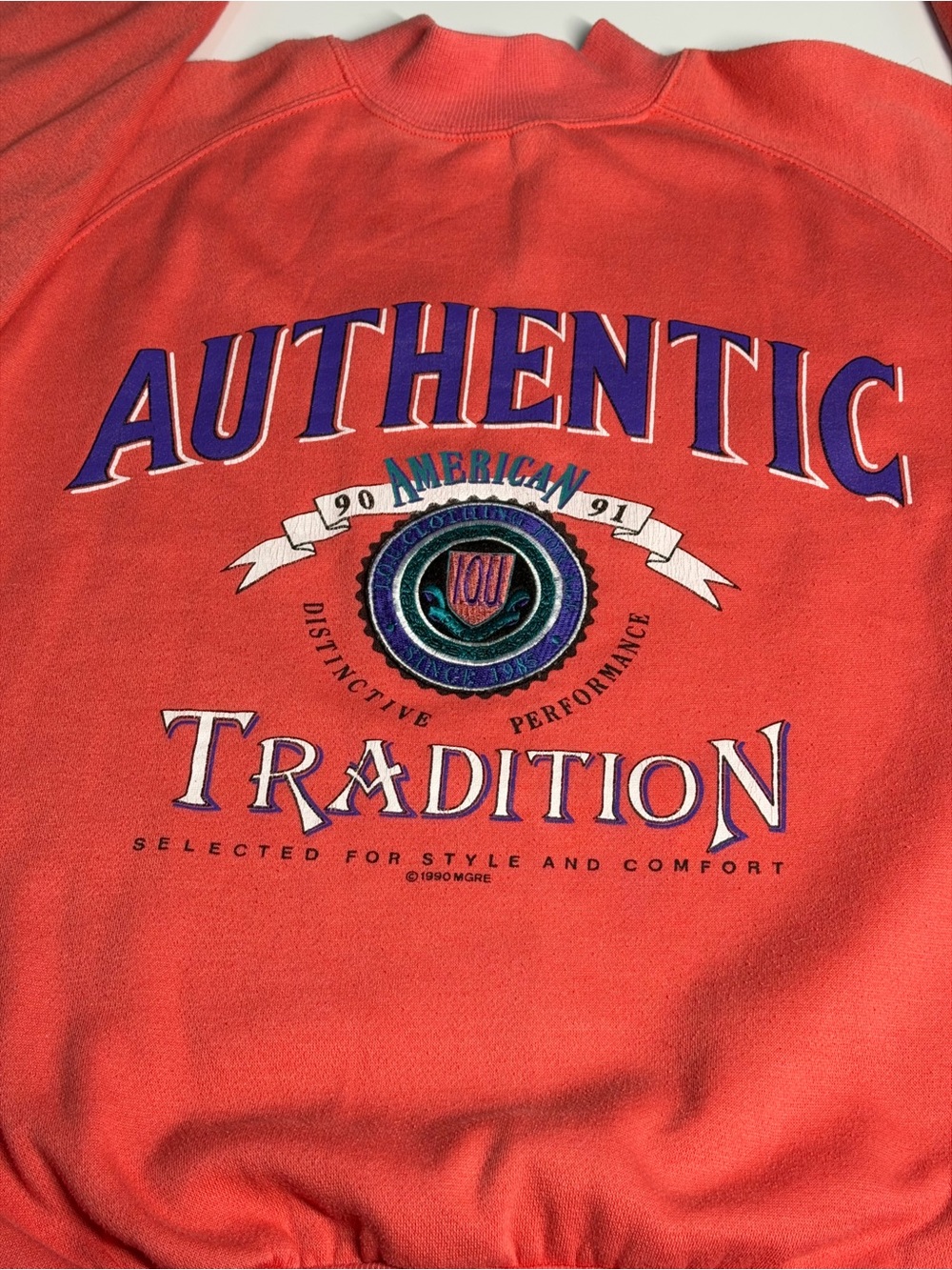 Authentic Tradition Graphic Sweatshirt - Red IUO 1990’s vintage
